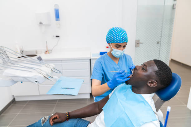Best Holiday Emergency Dentist in Agler Beach, FL
